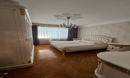 Satılır 86 m² 3 otaq köhnə tikili , Şah İsmail Xətai m., Xətai r., Bakı