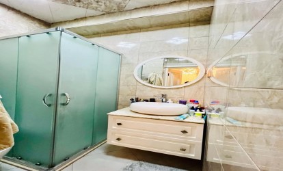 Satılır 165 m² 4 otaq  yeni tikili  , Qara Qarayev m., Nizami r., Bakı