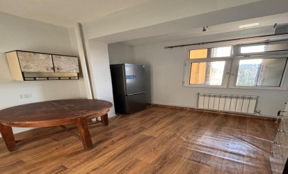 İcarəyə verilir 75 m² 2 otaq köhnə tikili , İnşaatçılar m., Yasamal r., Bakı