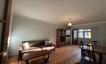İcarəyə verilir 75 m² 2 otaq köhnə tikili , İnşaatçılar m., Yasamal r., Bakı